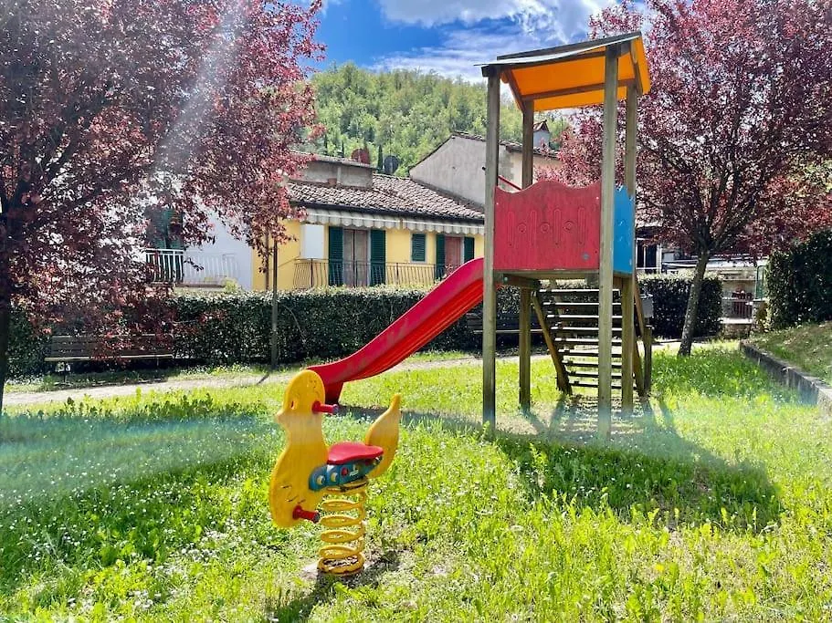 Vila Casa Sul Ruscello-Stream House Vaglia  Prázdninový dům